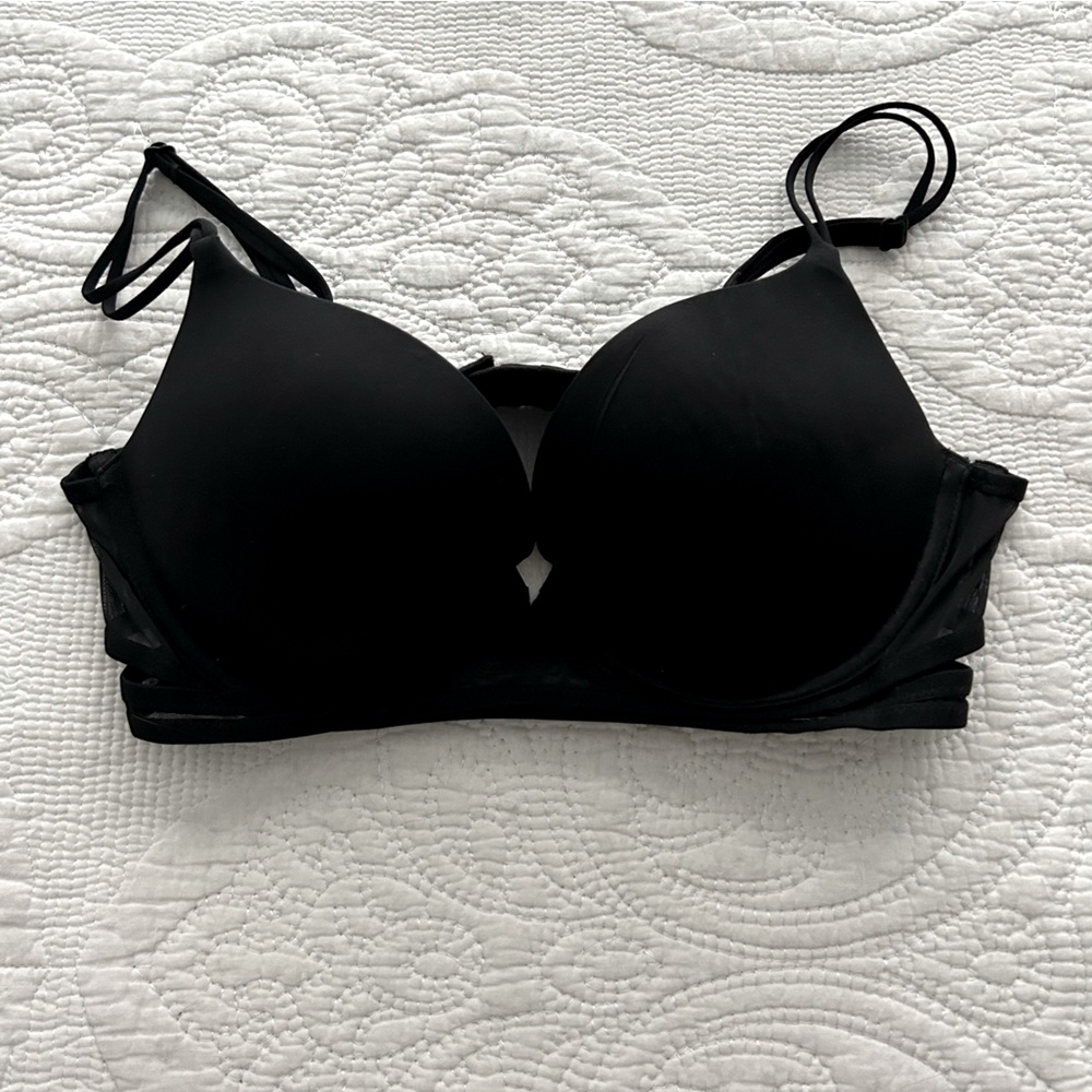VS Sexy Push-Up